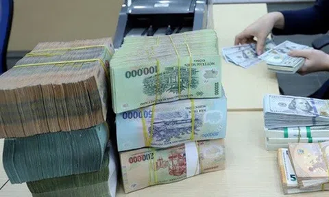 Sửa quy định về đầu tư gián tiếp ra nước ngoài và qui định mới về điều kiện chấp thuận việc góp vốn, mua cổ phần của tổ chức tín dụng