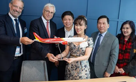 Vietjet và Airbus ký kết hợp đồng 20 tàu A330neo trị giá 7,4 tỷ Đô la Mỹ tại Farnborough Airshow