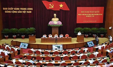 Bộ Chính trị quy định về kiểm soát quyền lực, phòng, chống tham nhũng, tiêu cực trong xây dựng pháp luật
