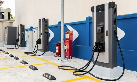 V-GREEN chơi lớn với mô hình “trạm sạc toàn dân” độc nhất vô nhị
