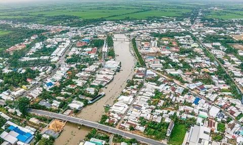 Bản chất của Tiền cấp quyền khai thác khoáng sản và mối tương quan với Thuế tài nguyên