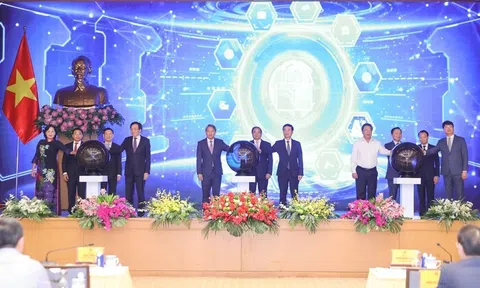 Thủ tướng Phạm Minh Chính khai trương Cổng Pháp luật quốc gia