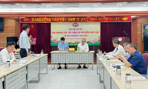 Chi bộ Ban Nghiên cứu, xây dựng và phổ biến pháp luật tổ chức thành công Đại hội lần thứ IV