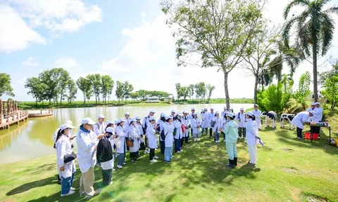 “Mở khoá tự nhiên”: Vinamilk biến rào cản thành vòng tuần hoàn xanh tại trang trại sinh thái