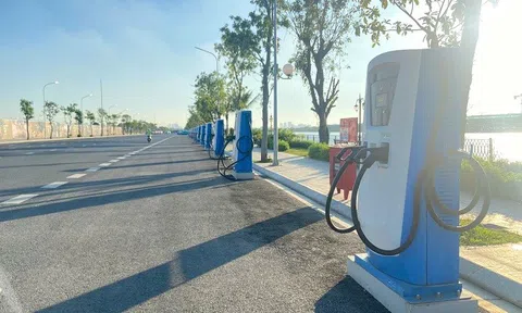 V-Green đưa vào vận hành trạm sạc xe điện lớn nhất cả nước tại Đông Anh: 1.200 cổng sạc, đủ sức phục vụ cho hàng nghìn ô tô và xe máy điện