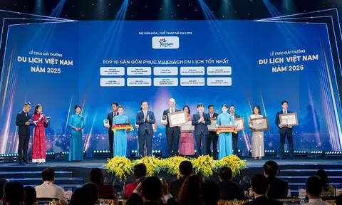 Sân gôn Thiên Đường - Legend Valley Country Club được vinh danh tại “Oscar du lịch Việt Nam”