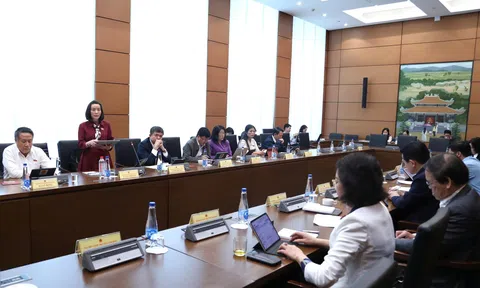 Tiếp tục rà soát để thể chế hóa đầy đủ các chủ trương của Đảng về công tác phòng, chống tham nhũng