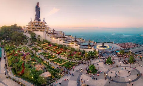 Núi Bà Đen chuẩn bị đón vị khách thứ 5 triệu trong tháng 11
