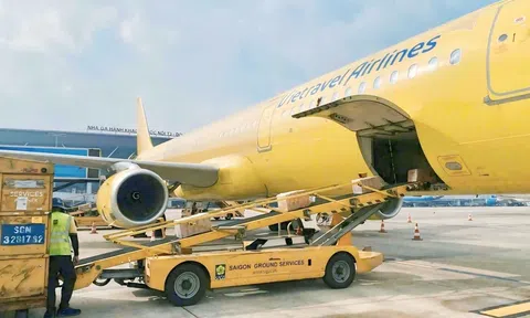 Vietravel Airlines tích cực triển khai chương trình hướng về miền Trung