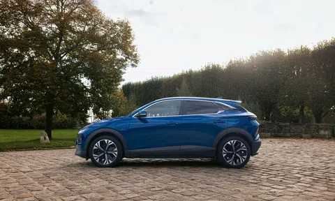 Mua VinFast VF 6 chỉ 0 đồng trả trước, 0 đồng sạc pin, lãi suất cố định 7%/năm