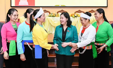 Hướng tới bầu cử đại biểu Quốc hội khoá XVI và HĐND các cấp nhiệm kỳ 2026-2031: Quyền làm chủ của nhân dân qua các cuộc tiếp xúc cử tri