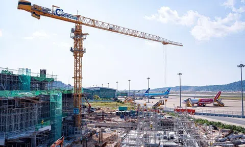 Choáng ngợp tốc độ nâng cấp và mở rộng sân bay Phú Quốc do Sun Group đầu tư