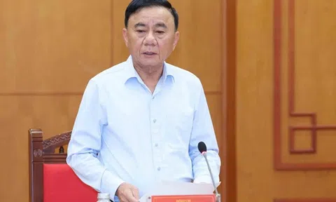 Bộ Chính trị cho phép thí điểm luật sư công tại 8 bộ, 10 tỉnh, thành