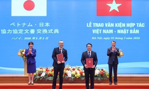 Việt Nam, Nhật Bản trao nhiều văn kiện hợp tác quan trọng