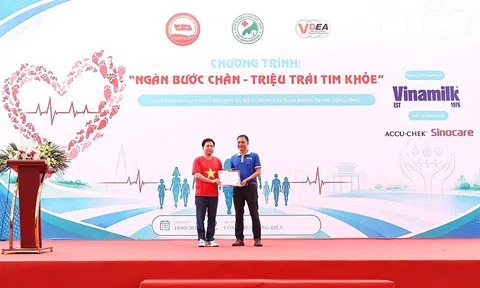 Vinamilk Sure đồng hành cùng chương trình “Ngàn bước chân – Triệu trái tim khoẻ”