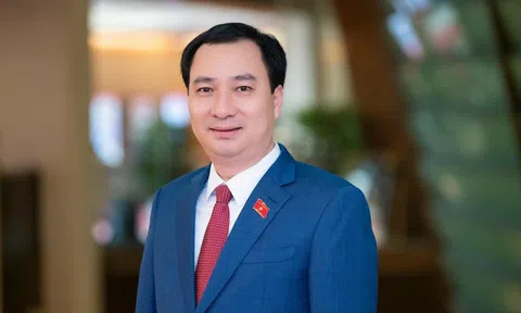Nhà báo và Đại biểu Quốc hội đều phải bắt đầu từ thực tiễn và vì Nhân dân
