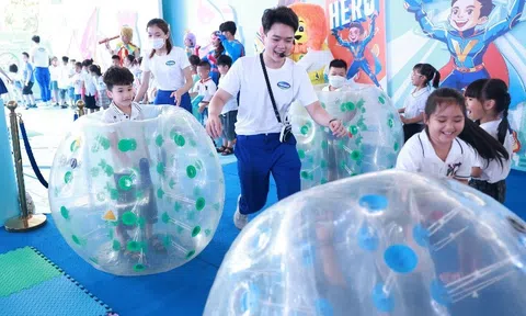Sân chơi của Vinamilk nhân ngày 1/6 thu hút hàng ngàn trẻ em tham gia