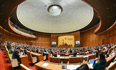 Ngày 31/10: Quốc hội thảo luận việc thực hành tiết kiệm, chống lãng phí