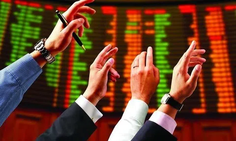 Cổ phiếu bị bán giải chấp: Qui định của pháp luật và những khuyến cáo với nhà đầu tư