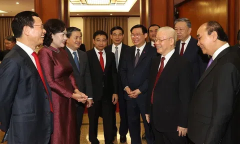 Hoàn thiện hệ thống pháp luật,  thúc đẩy phát triển đầu tư kinh doanh