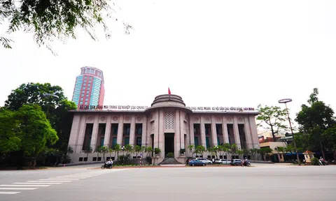 Ngân hàng Nhà nước sẽ xử lý nghiêm các tổ chức tín dụng “ép” khách hàng vay vốn phải mua bảo hiểm