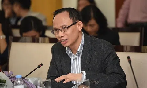TS Cấn Văn Lực: Việt Nam chưa có khung pháp lý cho tập đoàn tài chính, ngân hàng đầu tư
