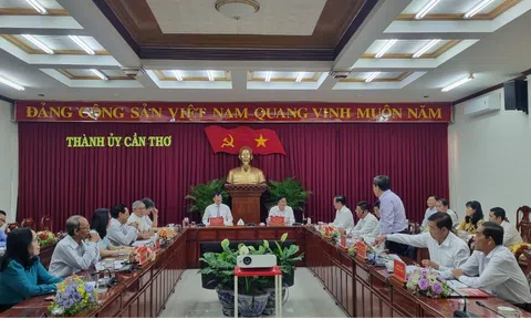 Đảng đoàn Hội Luật gia Việt Nam làm việc với Thành uỷ thành phố Cần Thơ