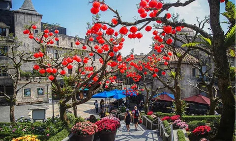 Lễ hội Mùa xuân Sun World Ba Na Hills hút hàng vạn du khách những ngày đầu năm mới