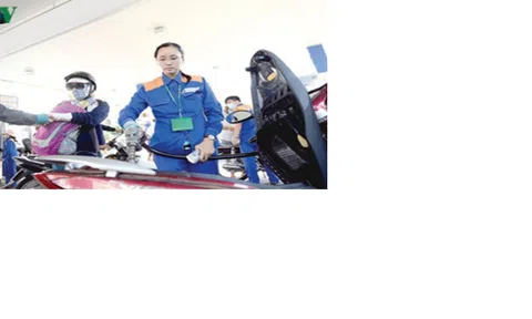Tăng thuế bảo vệ môi trường đối với xăng dầu: Coi chừng “lợi bất cập hại”!