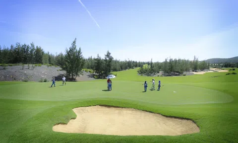 FLC Golf Championship 2017 ấn tượng với sân đấu đặc biệt