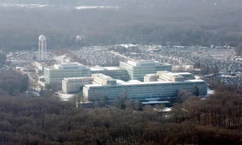 Wikileaks công bố tài liệu bom tấn về "vũ khí mạng" của CIA