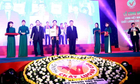 Vinamilk  21 năm liền nhận giải thưởng “hàng Việt Nam chất lượng cao”