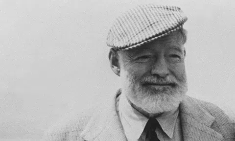 Cuộc đời tình báo của văn hào kiệt xuất Mỹ Ernest Hemingway