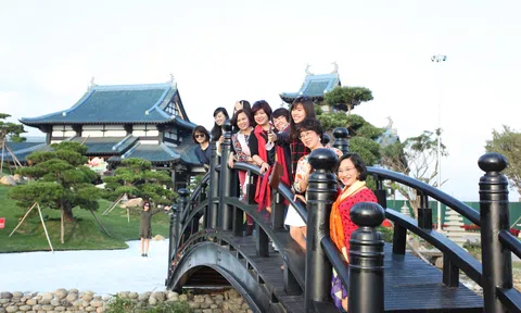 Lễ hội Mặt trời mọc lần đầu tiên diễn ra tại Sun World Halong Complex