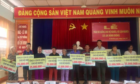 Long An: Tập đoàn Novaland tặng 2,8 tỷ đồng cho 112 hộ gia đình khó khăn
