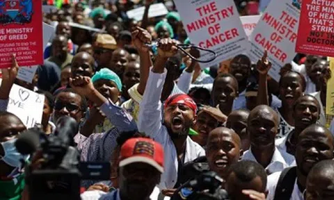 Mỹ dừng viện trợ Bộ Y tế Kenya vì lo ngại tham nhũng