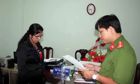 Bắt nữ giám đốc mua bán hóa đơn VAT hàng chục tỉ