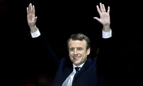 Tổng thống trẻ nhất trong lịch sử Pháp và “quan lộ thần tốc” của Phong trào En Marche!