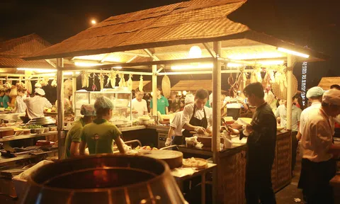 Chợ Quê phố biển đón hàng ngàn lượt khách trong hai ngày khai trương