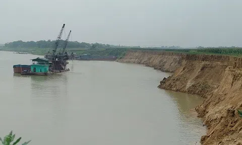 Phú Thọ:  Hậu quả từ việc khai thác cát của Công ty Thái Sơn