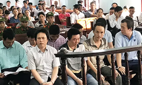 Bảy Thanh tra giao thông Cần Thơ nhận bảo kê hơn 4 tỷ hầu tòa