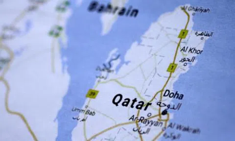 Khủng hoảng Qatar: Ai chơi hai mặt?