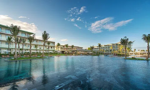 Voucher nghỉ dưỡng 5 sao "giá hời" được đổ xô săn lùng trong mùa hè 2017