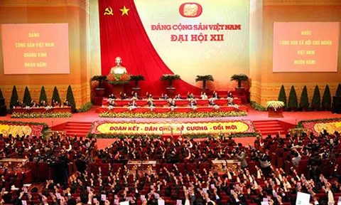 Không tham nhũng - Một trong những tiêu chuẩn đánh giá đối với các cán bộ cao cấp của Đảng và Nhà nước