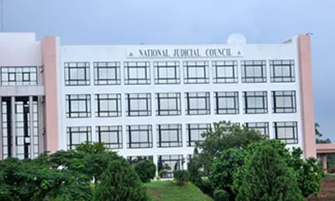 Nigeria: Cảnh sát, Tư pháp là 2 ngành tham nhũng nhiều nhất