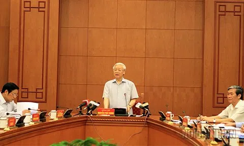 Chống tham nhũng: Những cánh cửa đã mở