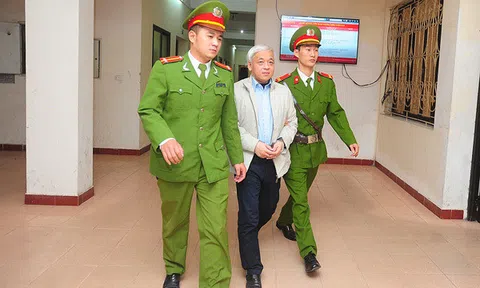 Những “bố già” tài chính vướng vòng lao lý