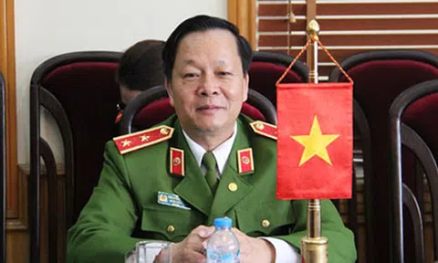 Trung tướng Nguyễn Xuân Yêm trao đổi về vấn đề nóng: tội phạm kinh tế trong lĩnh vực ngân hàng