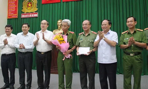 Trinh sát kể phá ổ sản xuất ma túy lớn nhất nước