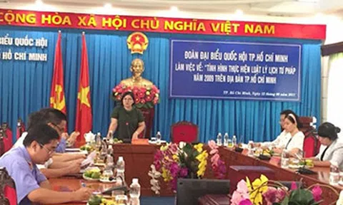 Bỏ phiếu LLTP số 2 cho cá nhân vì bí mật đời tư